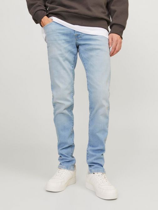 SLIM FIT JEANS