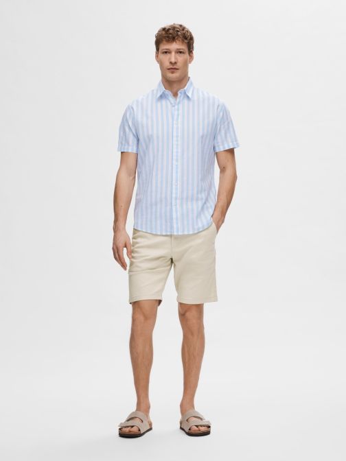 SLIM FIT CHINO SHORTS