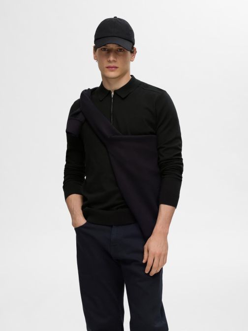 HALF ZIP PULLOVER