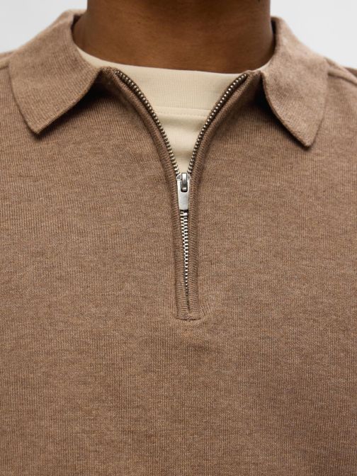 HALF ZIP PULLOVER