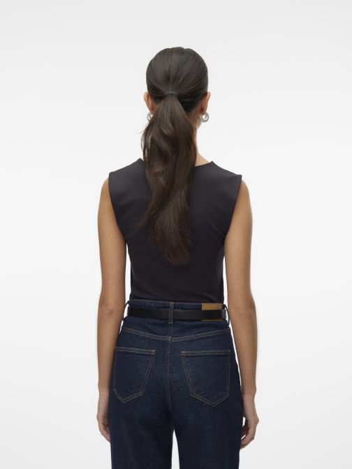 SZÖGLETES NYAKÚ TOP 