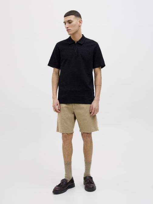 CHINO SHORTS WITH BELT