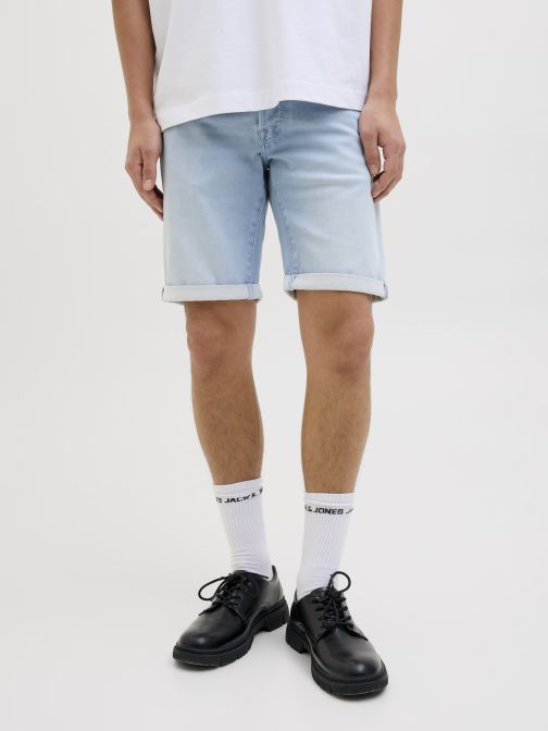 REGULAR FIT SHORTS