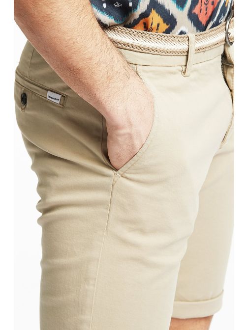 CHINO RÖVIDNADRÁG ÖVVEL 