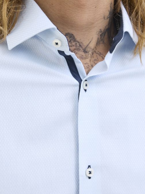 SLIM FIT SHIRT