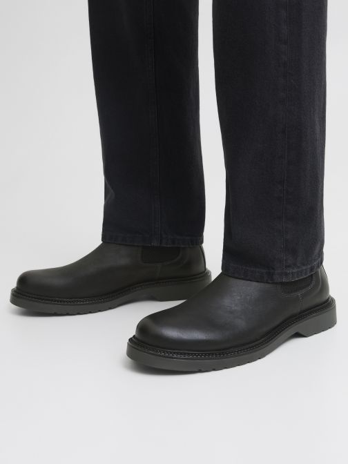 LEATHER BOOTS
