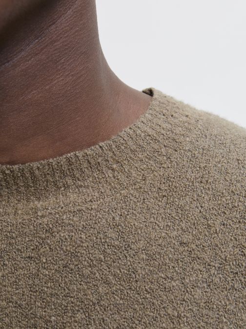 KNITTED PULLOVER
