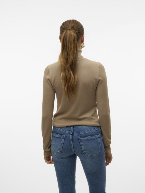 HOSSZÚ UJJÚ GARBÓ 