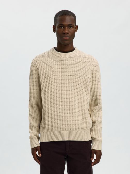 STRUCTURED KNITTED PULLOVER