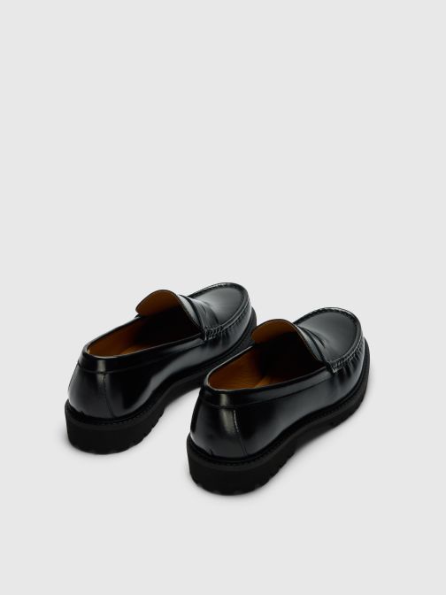 LEATHER LOAFER