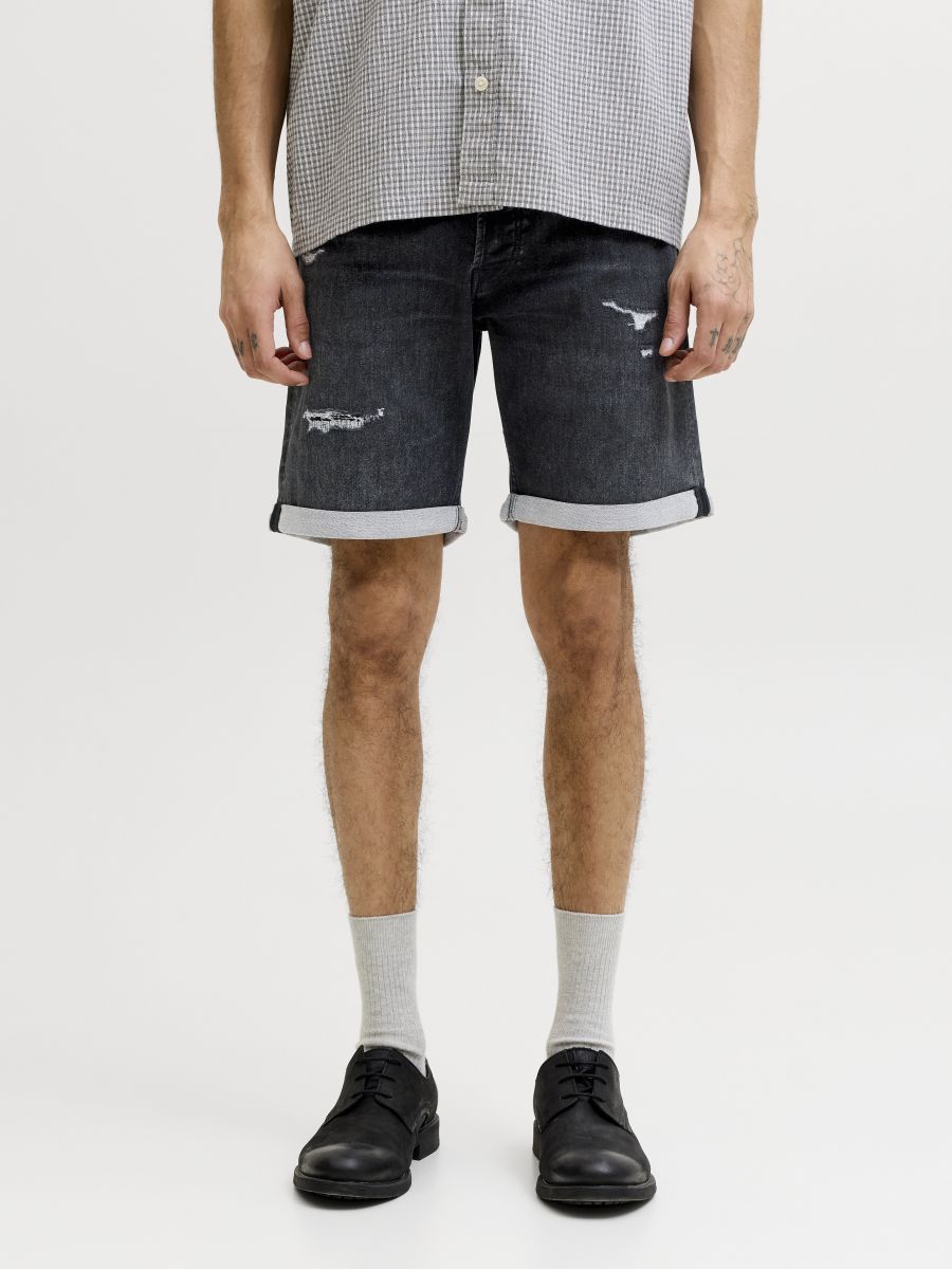 REGULAR FIT DENIM SHORTS 12290759