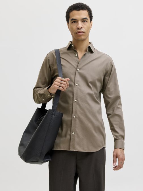 SLIM FIT SHIRT
