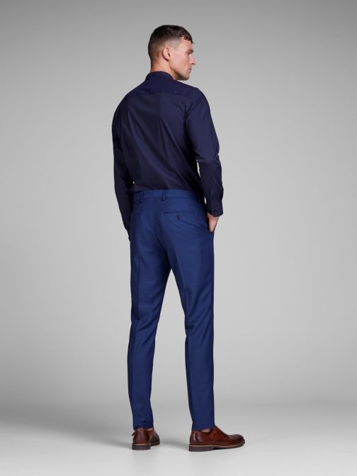 SLIM FIT ÖLTÖNYNADRÁG
