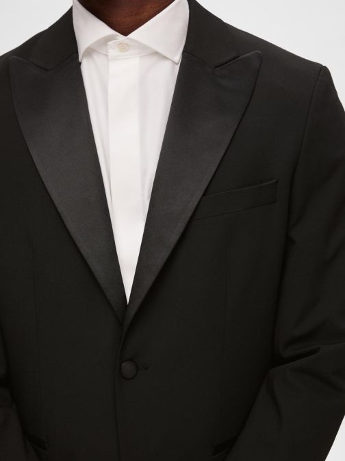 SLIM FIT ÖLTÖNYZAKÓ 