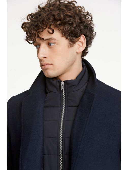 GYAPJÚTARTALMÚ KABÁT 