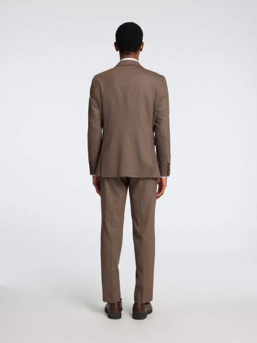 SLIM FIT ÖLTÖNYZAKÓ