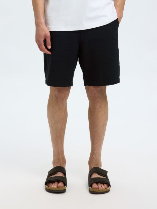 REGULAR FIT SHORTS