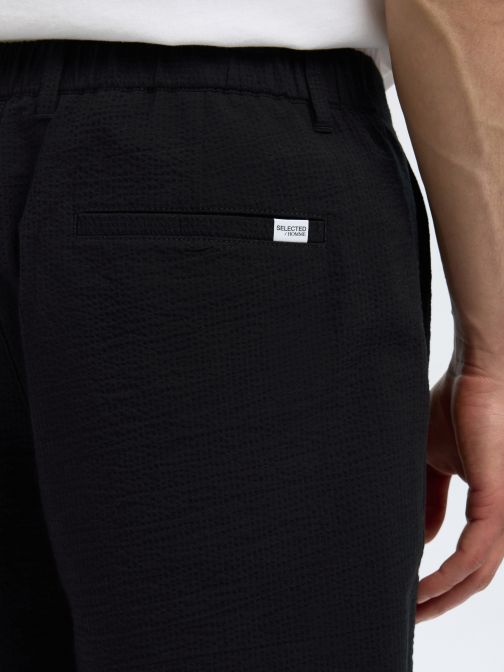 REGULAR FIT SHORTS