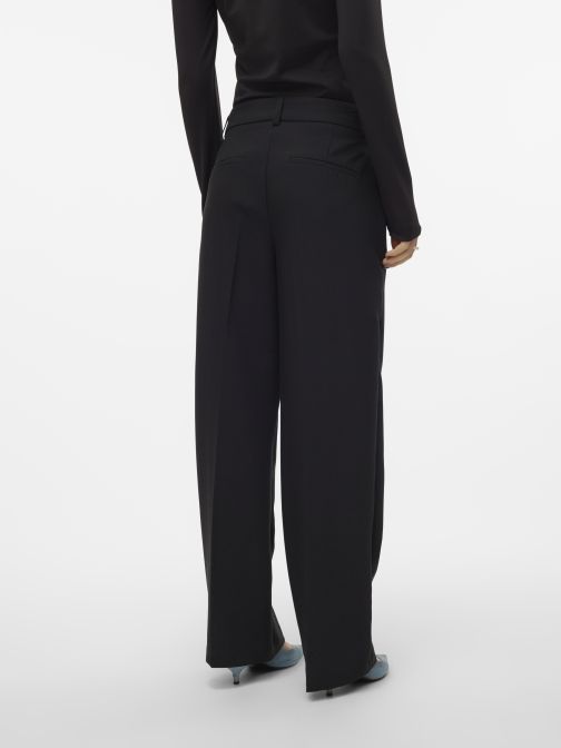 EGYENESSZÁRÚ NADRÁG 