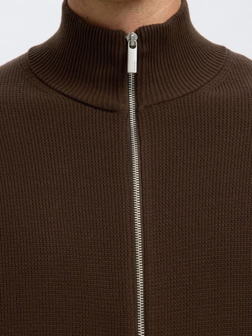 CIPZÁRAS KÖTÖTT PULÓVER 