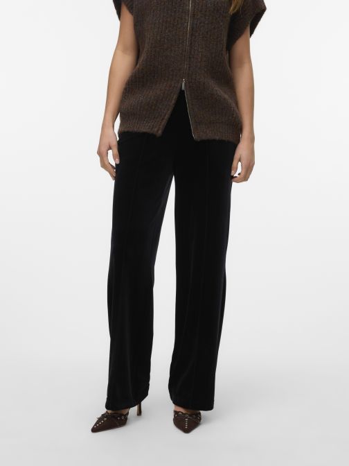 BÁRSONY BŐ SZÁRÚ NADRÁG 