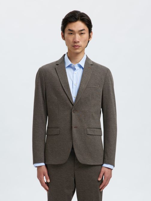 SLIM FIT ÖLTÖNYZAKÓ 