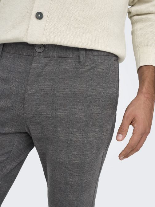SLIM FIT NADRÁG 