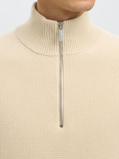 HALF ZIP PULLOVER